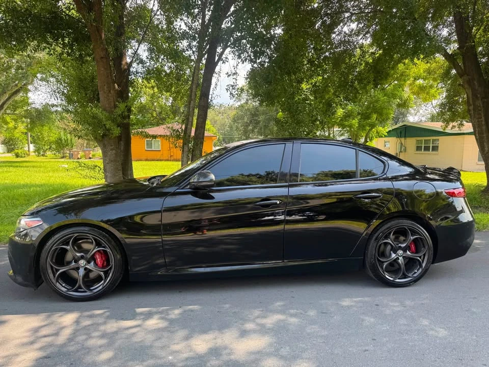 2017 Alfa Romeo Giulia - Image 3 of 13