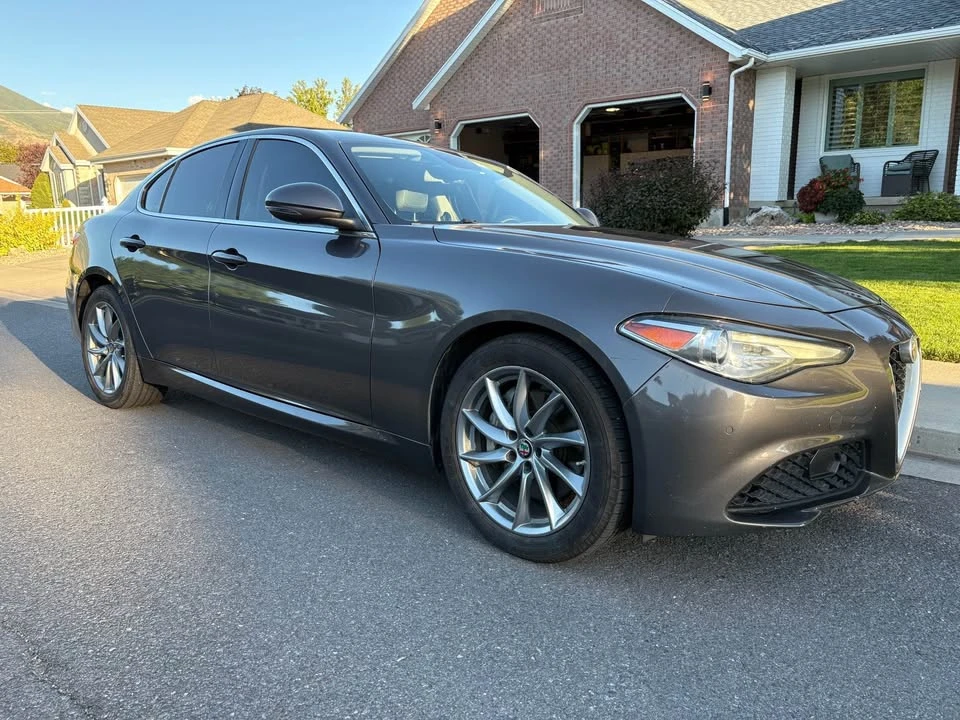 2017 Alfa Romeo Giulia - Image 2 of 12