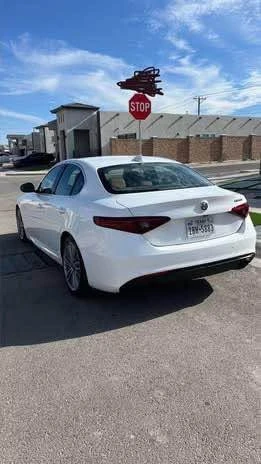 2017 Alfa Romeo Giulia - Image 3 of 7