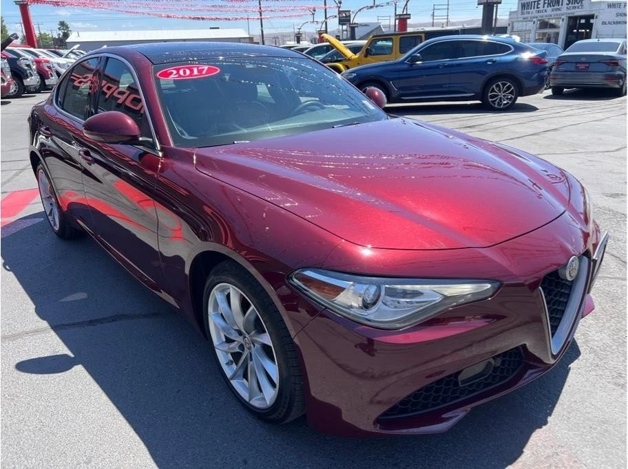 2017 Alfa Romeo Giulia - Image 10 of 20