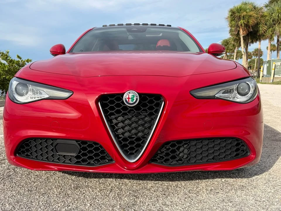 2017 Alfa Romeo Giulia - Image 18 of 20