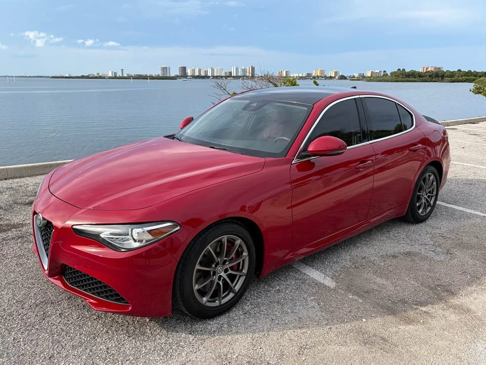 2017 Alfa Romeo Giulia - Image 2 of 20