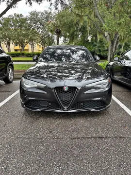 2017 Alfa Romeo Giulia Giulia