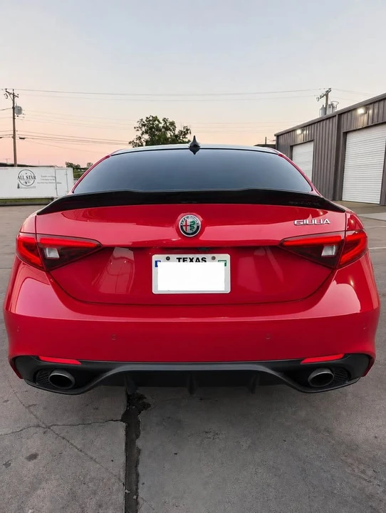 2017 Alfa Romeo Giulia - Image 3 of 16