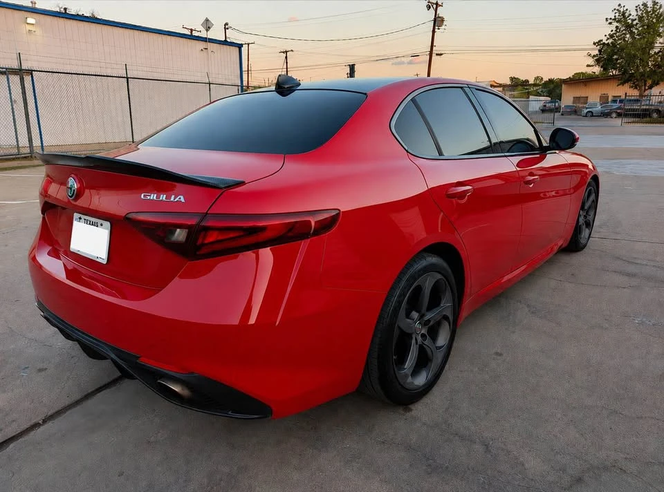 2017 Alfa Romeo Giulia - Image 4 of 16