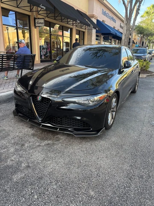 2017 Alfa Romeo Giulia - Image 2 of 7