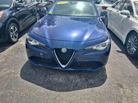 2017 Alfa Romeo Giulia Giulia