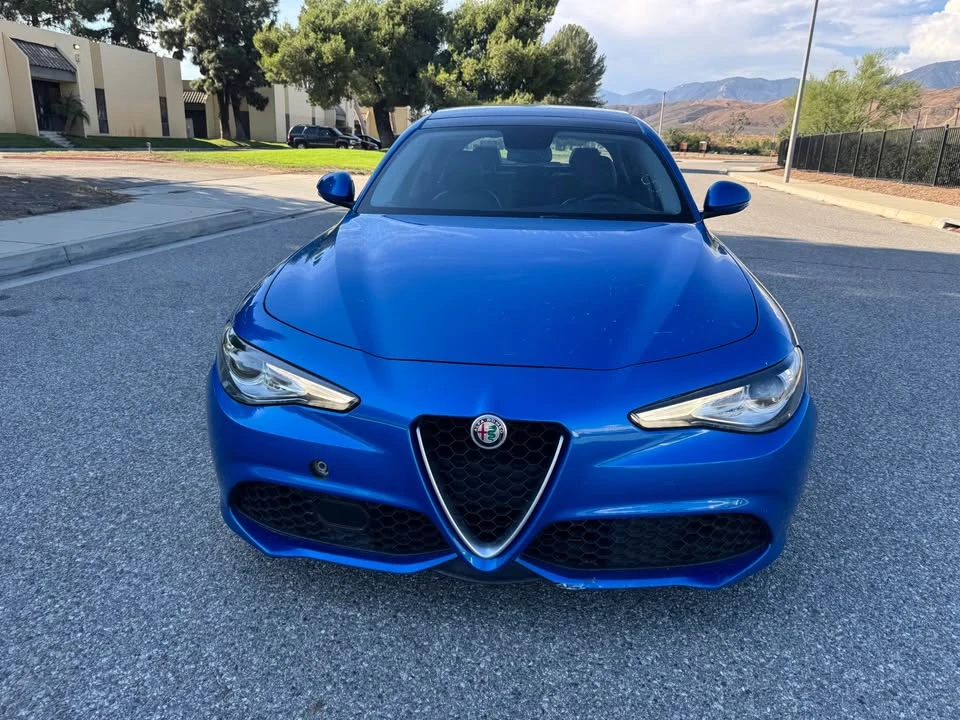 2017 Alfa Romeo Giulia - Image 2 of 19