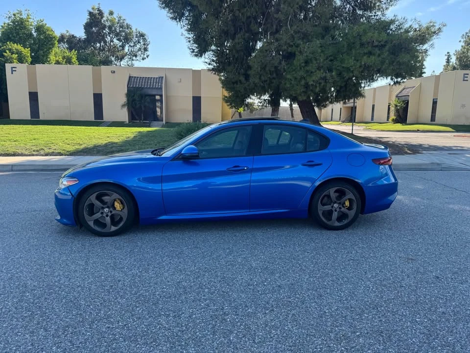 2017 Alfa Romeo Giulia - Image 7 of 19