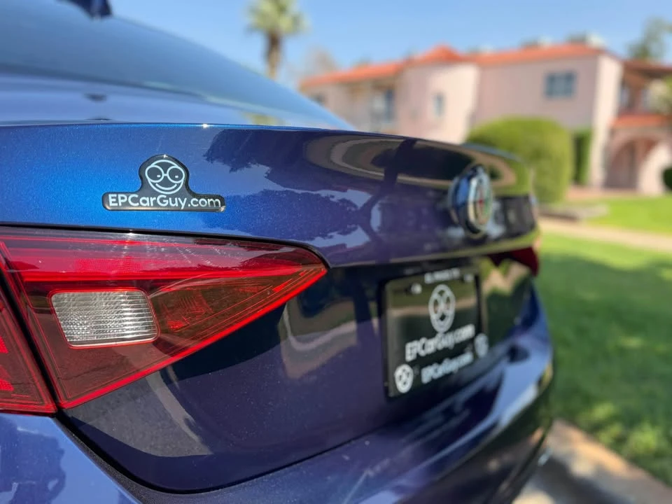 2017 Alfa Romeo Giulia - Image 19 of 20