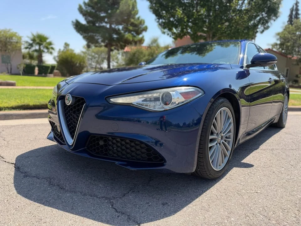 2017 Alfa Romeo Giulia - Image 3 of 20