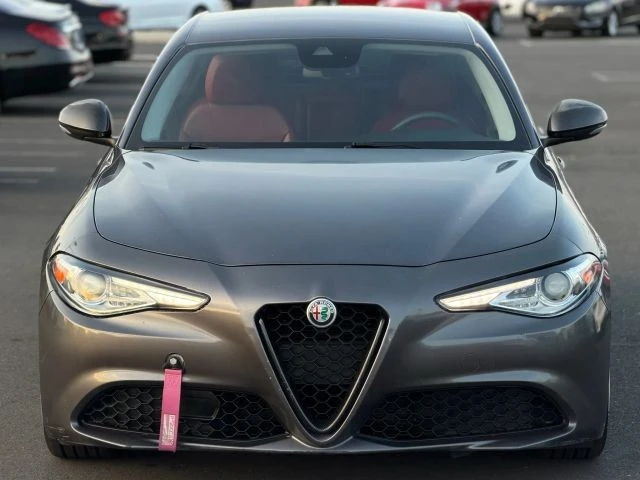 2017 Alfa Romeo Giulia - Image 5 of 21