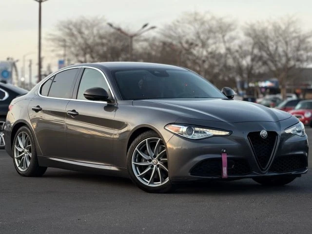 2017 Alfa Romeo Giulia - Image 3 of 21