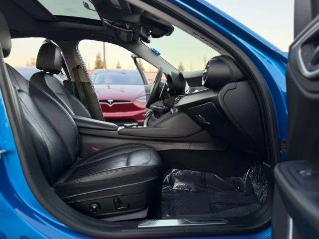 2017 Alfa Romeo Giulia - Image 13 of 24
