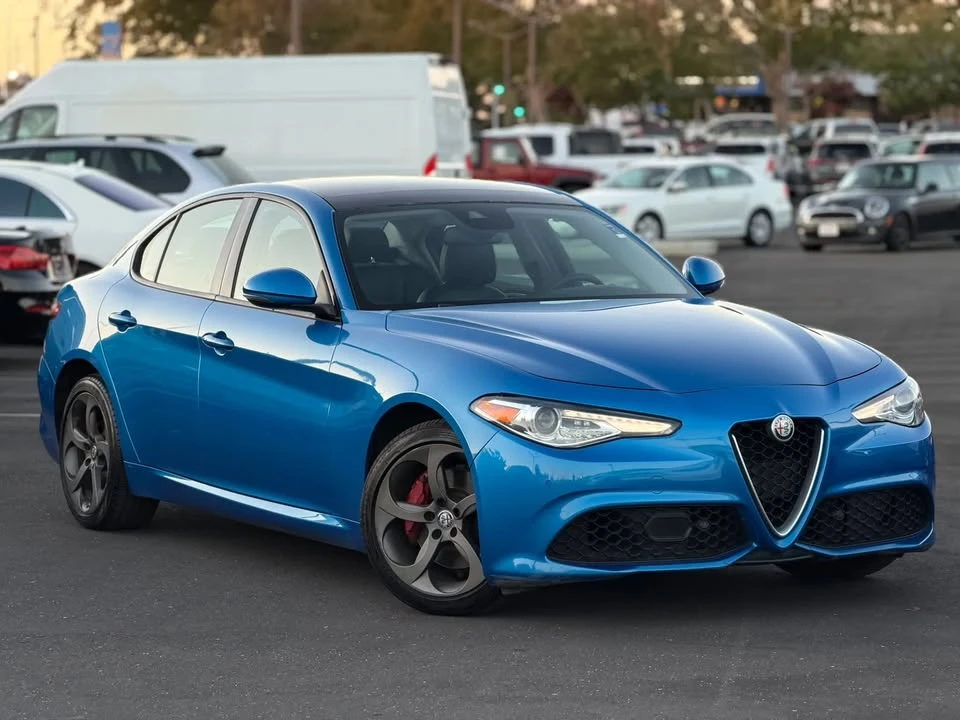 2017 Alfa Romeo Giulia - Image 3 of 20