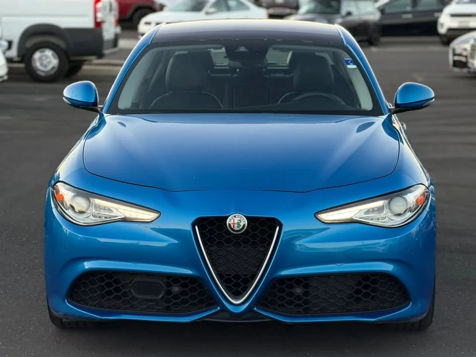 2017 Alfa Romeo Giulia - Image 5 of 20