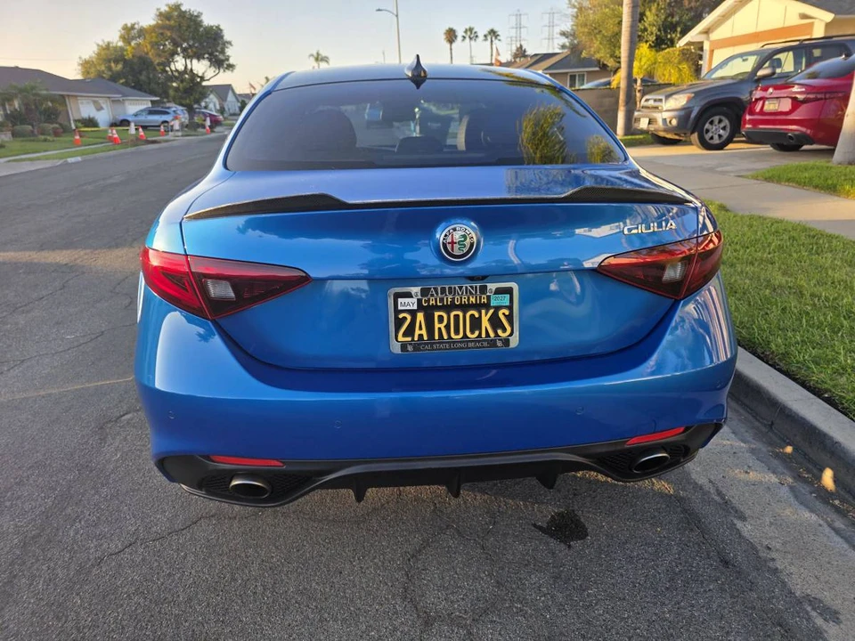 2017 Alfa Romeo Giulia - Image 6 of 24