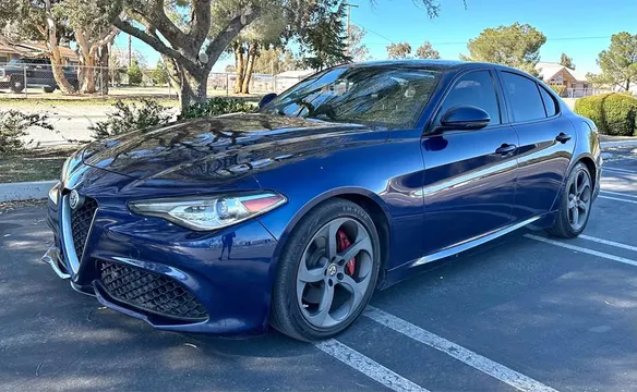 2017 Alfa Romeo Giulia Sport