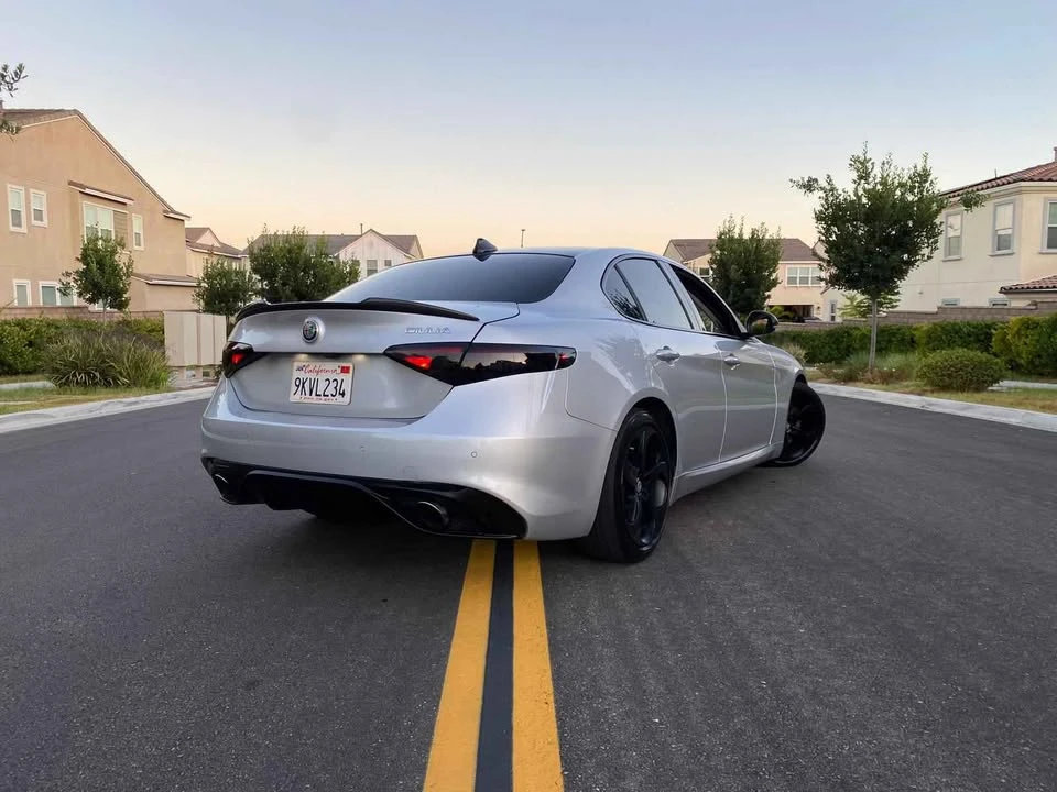 2017 Alfa Romeo Giulia - Image 3 of 11