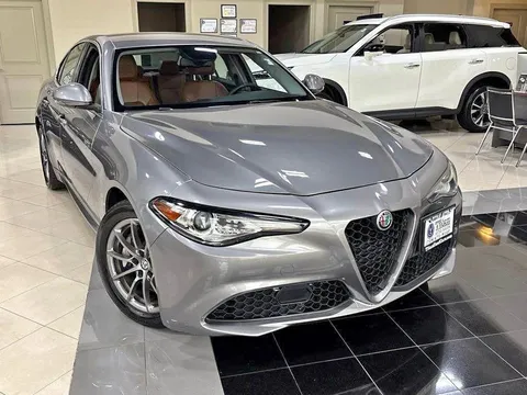 2017 Alfa Romeo Giulia Giulia