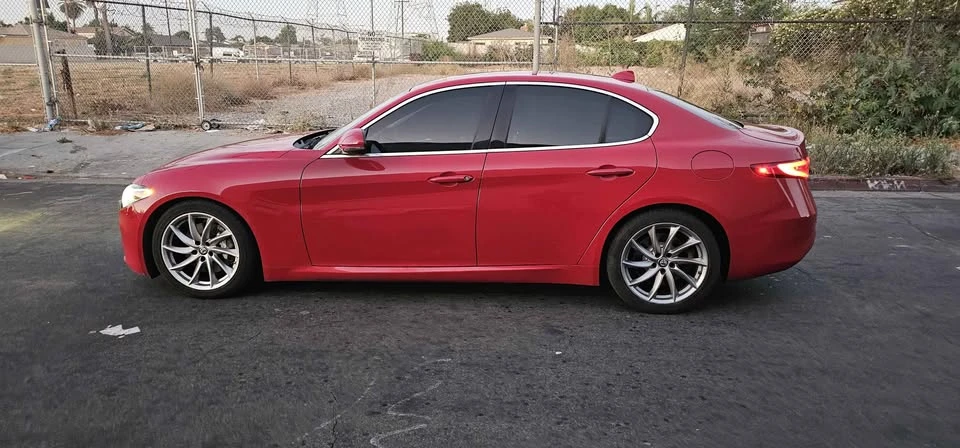 2017 Alfa Romeo Giulia - Image 3 of 14