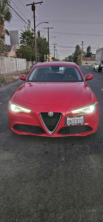 2017 Alfa Romeo Giulia - Image 4 of 14