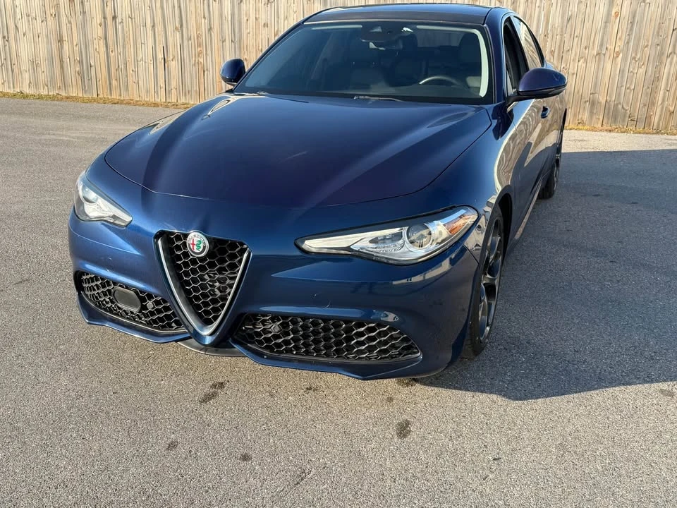 2017 Alfa Romeo Giulia - Image 2 of 15