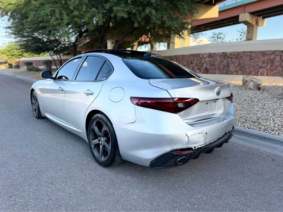 2017 Alfa Romeo Giulia - Image 3 of 8