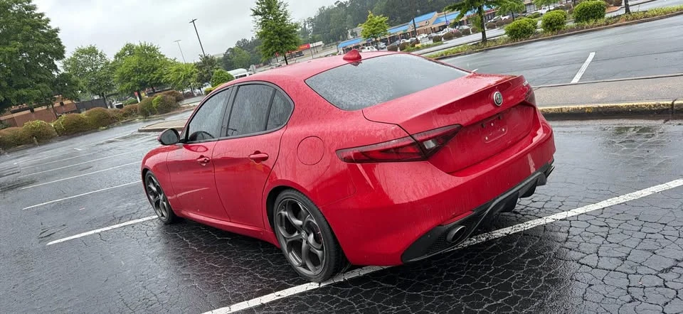 2017 Alfa Romeo Giulia - Image 6 of 14