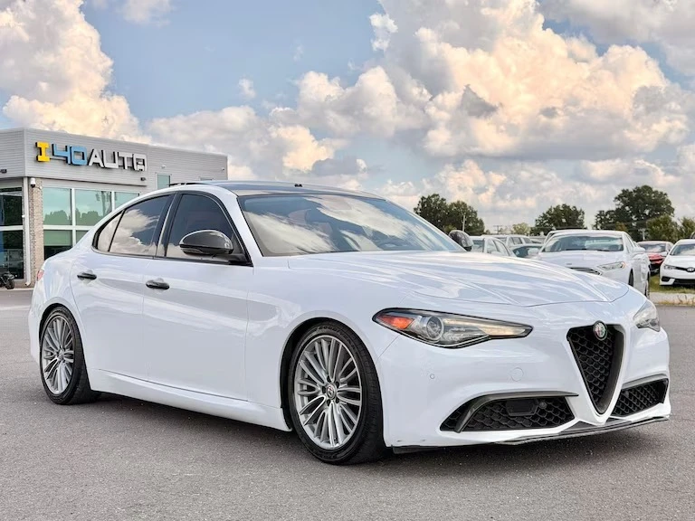 2017 Alfa Romeo Giulia - Image 4 of 19