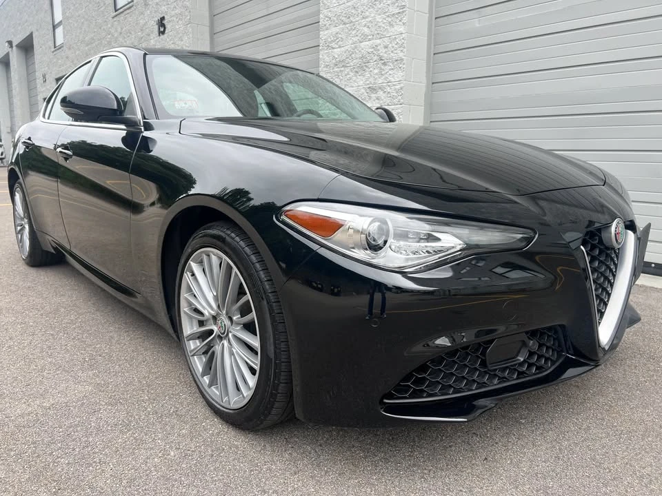 2017 Alfa Romeo Giulia - Image 8 of 20
