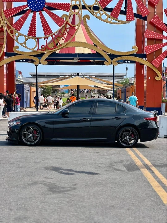 2017 Alfa Romeo Giulia - Image 5 of 20