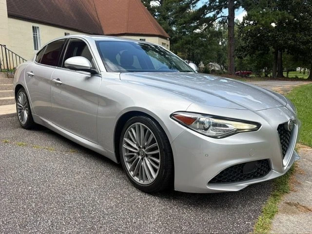 2017 Alfa Romeo Giulia - Image 4 of 31