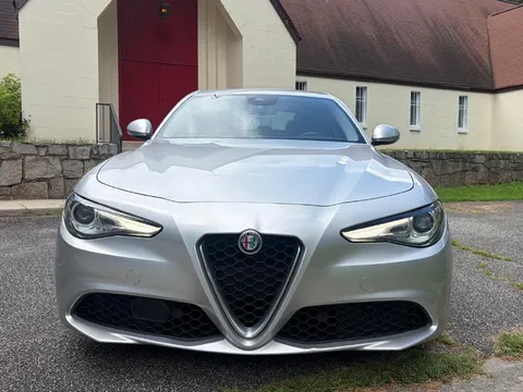 2017 Alfa Romeo Giulia TI