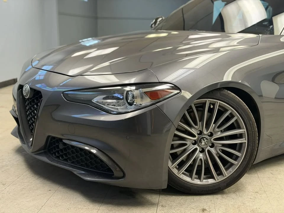2017 Alfa Romeo Giulia - Image 2 of 20