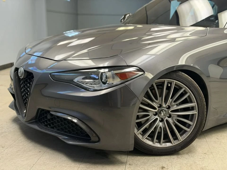 2017 Alfa Romeo Giulia - Image 2 of 20