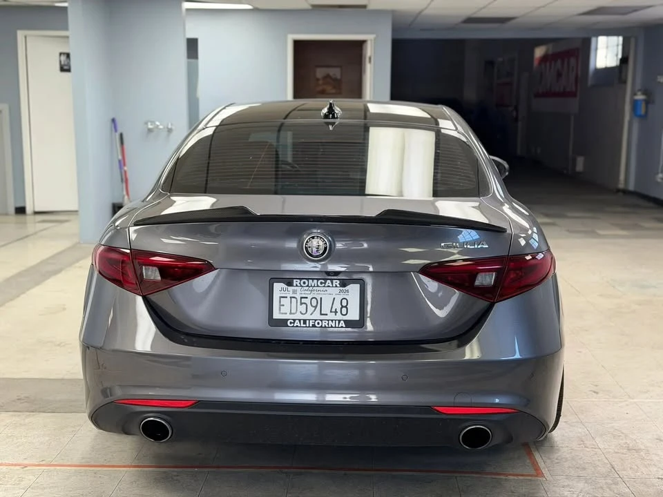2017 Alfa Romeo Giulia - Image 6 of 20