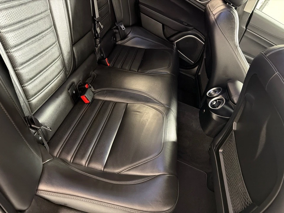 2017 Alfa Romeo Giulia - Image 20 of 25