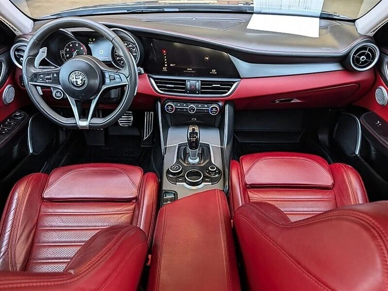 2017 Alfa Romeo Giulia - Image 3 of 20