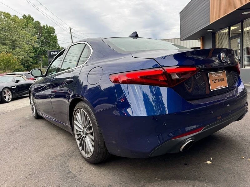 2017 Alfa Romeo Giulia - Image 6 of 15