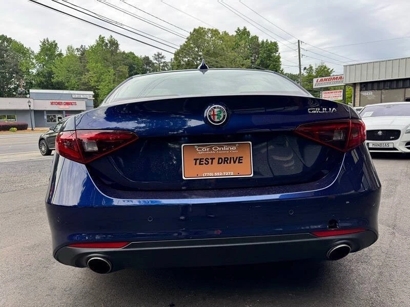 2017 Alfa Romeo Giulia - Image 5 of 15