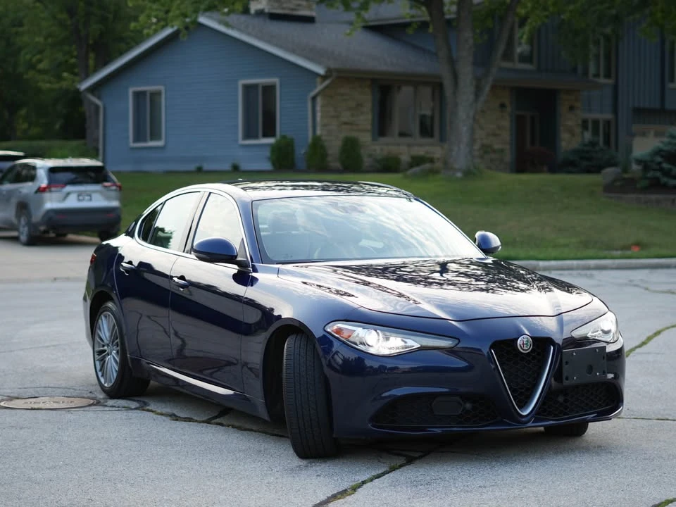 2017 Alfa Romeo Giulia - Image 3 of 16