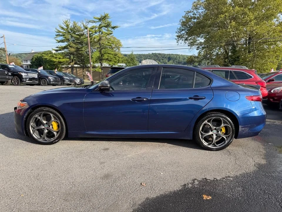 2017 Alfa Romeo Giulia - Image 3 of 20