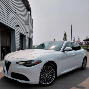 2017 Alfa Romeo Giulia Ti Q4