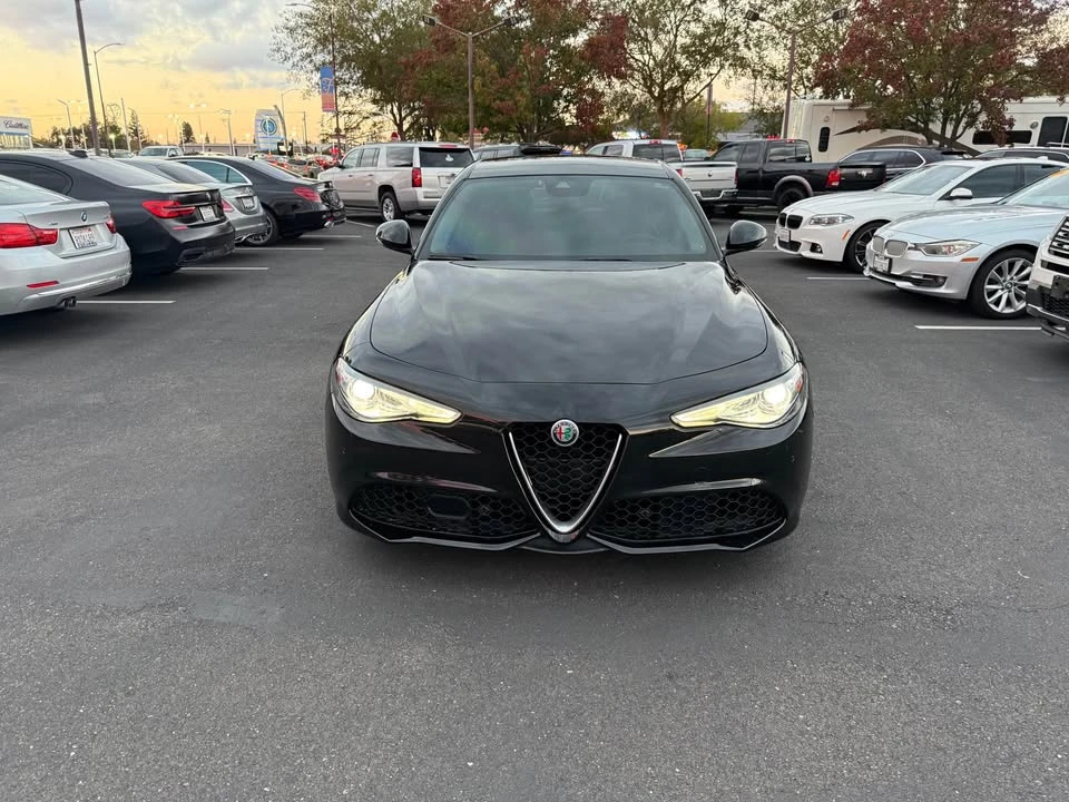 2017 Alfa Romeo Giulia - Image 2 of 20