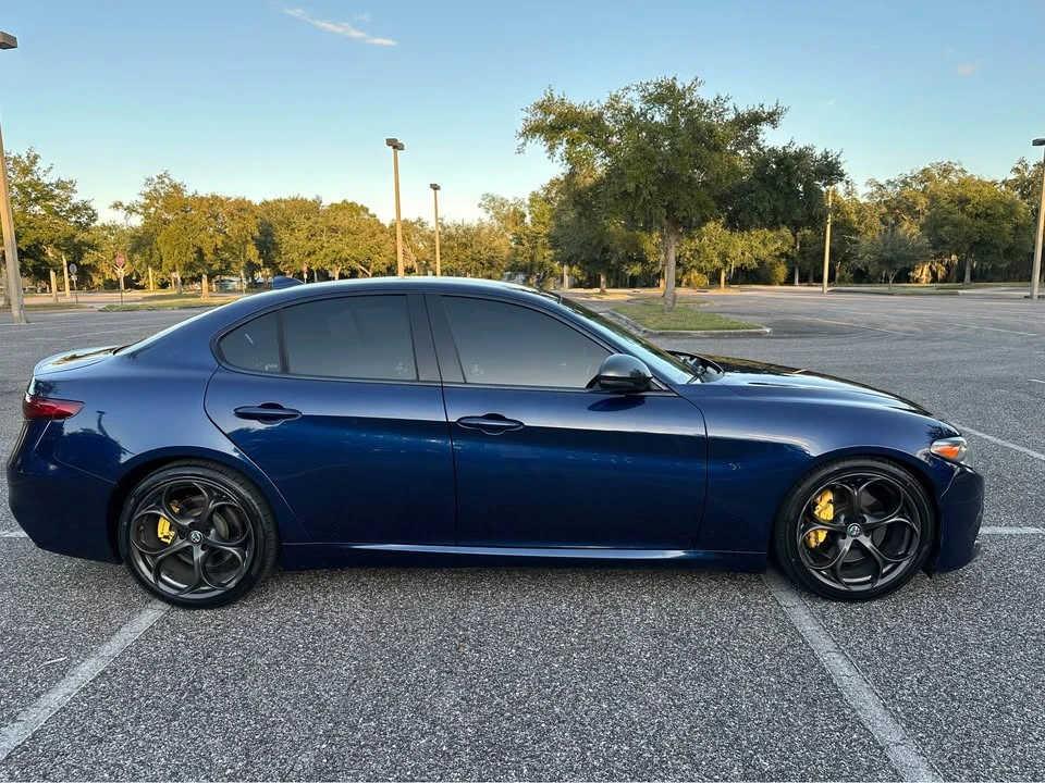 2017 Alfa Romeo Giulia - Image 3 of 17