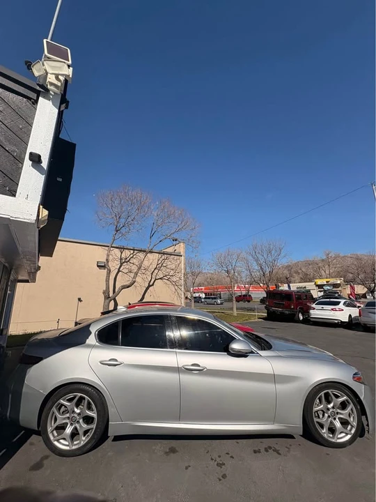 2017 Alfa Romeo Giulia - Image 3 of 12