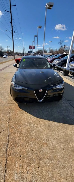 2017 Alfa Romeo Giulia - Image 7 of 14