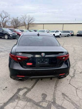 2017 Alfa Romeo Giulia - Image 6 of 12