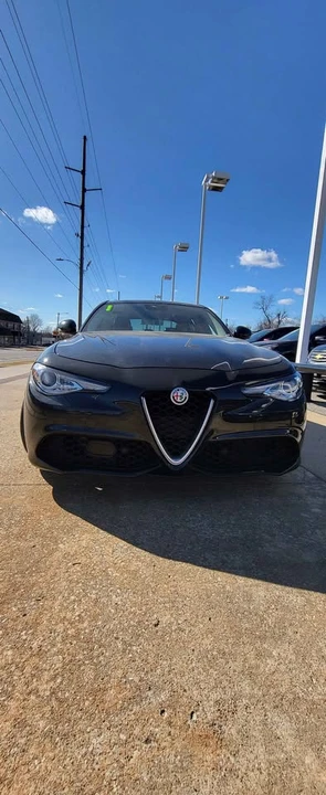 2017 Alfa Romeo Giulia - Image 6 of 14